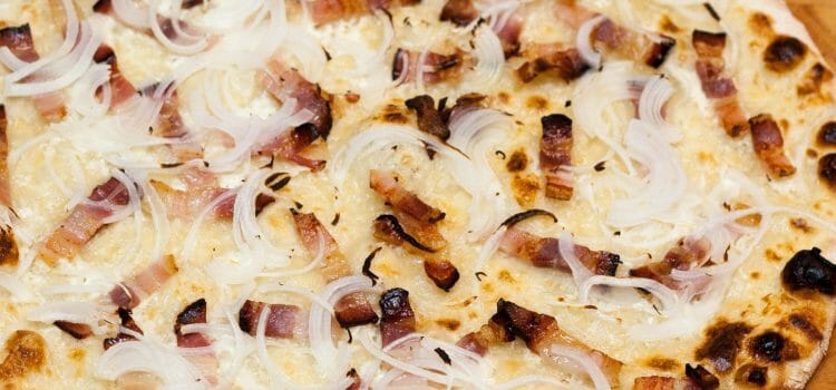 Elsässer Flammkuchen Elsässer Flammkuchen