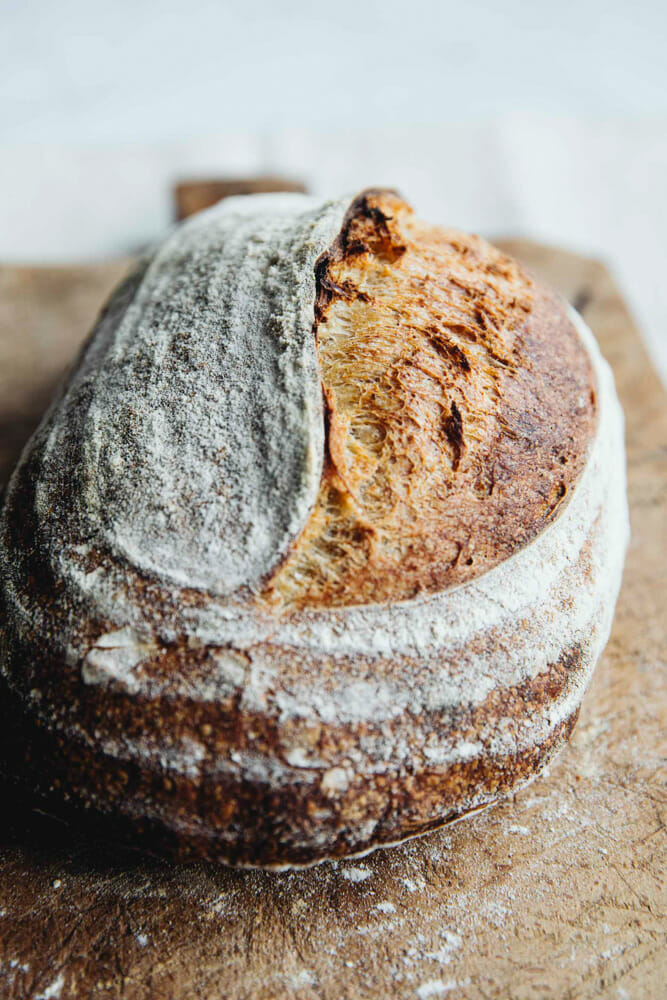 Brot vom Pizzastahl