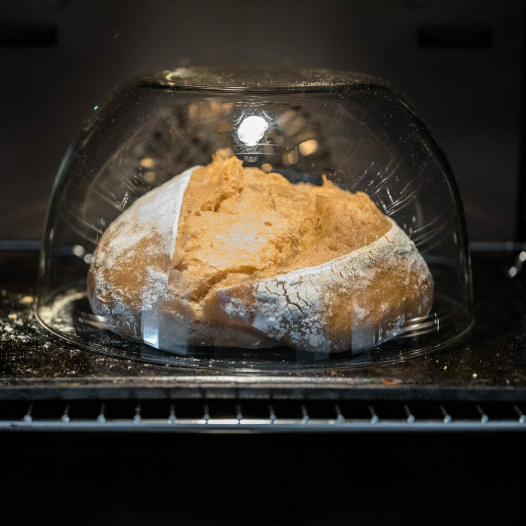 Glasschuessel zum Sauerteigbrotbacken - Brot backen auf dem Pizzastahl